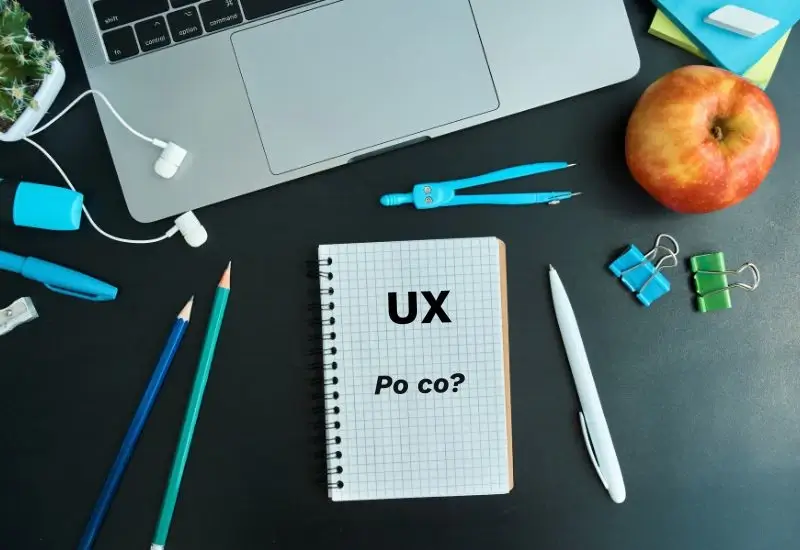 UX strony internetowej co to jest - notatka w zeszycie